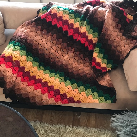 hand made Other - Afghan crochet hand made 44"x64"